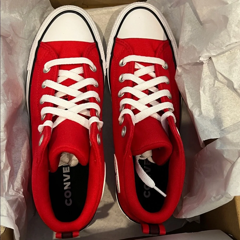 Converse CTAS sneakers Malden st mid youth 6 women’s 8